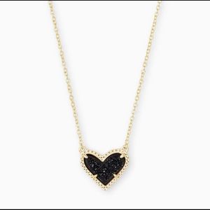 Ari Heart Gold Pendant Necklace In Black Drusy